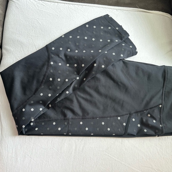 Nike Dri-FIT Charcoal Performance Running Leggings​ - Picture 1 of 4